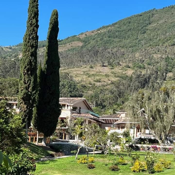 Uzhupud Garden Hotel & Lodge Paute Exterior photo