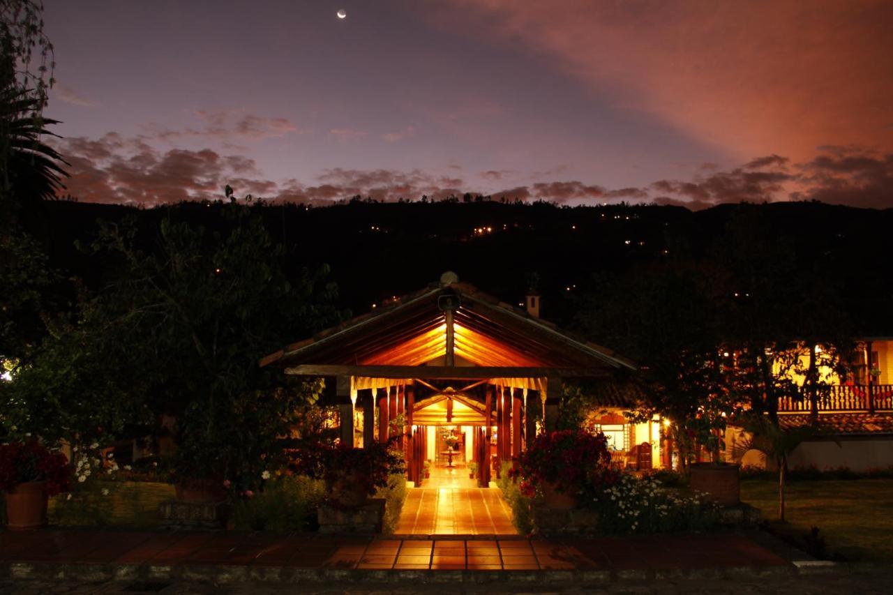 Uzhupud Garden Hotel & Lodge Paute Exterior photo